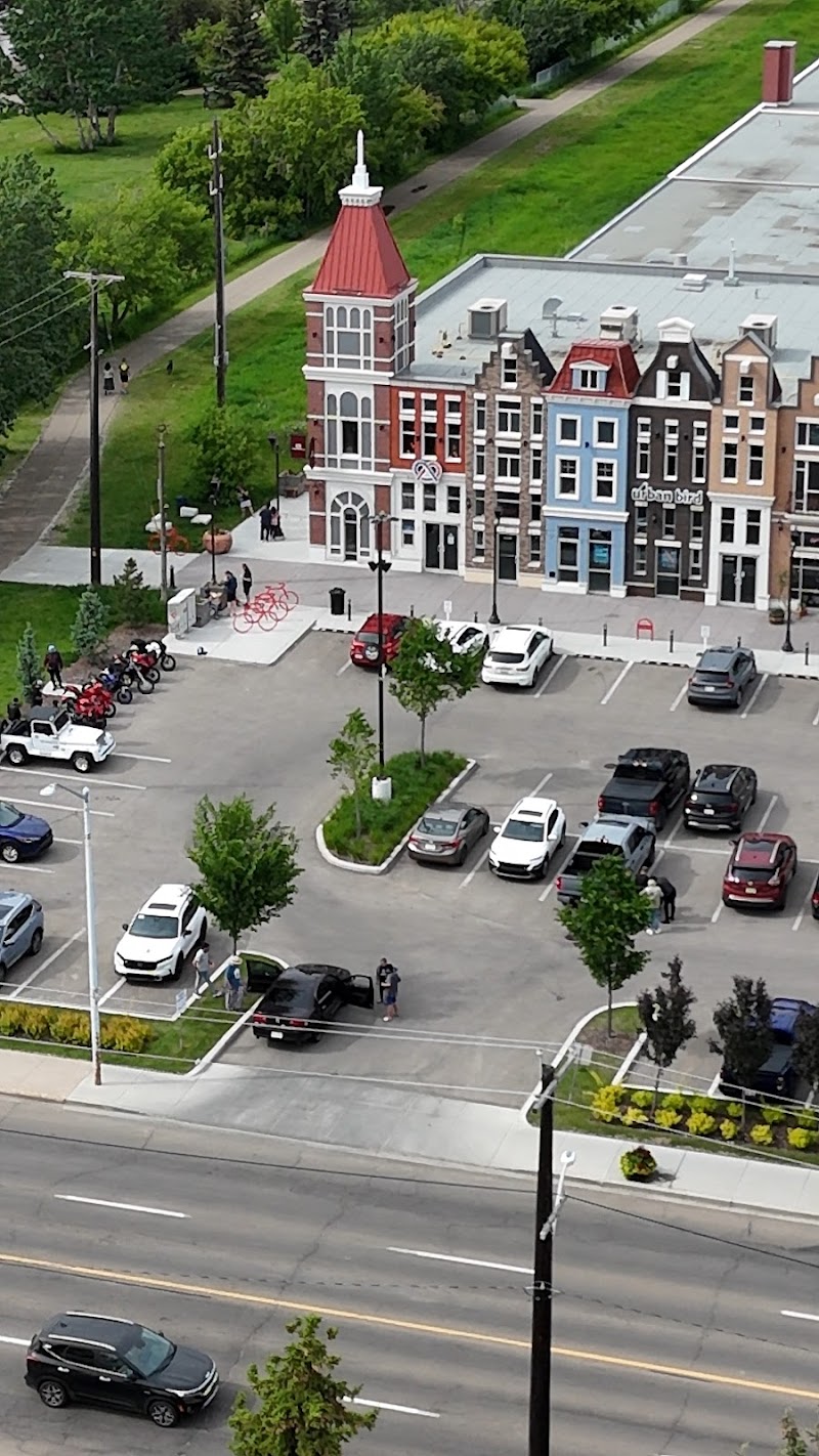 Westmount Off-Leash Area dog park in Edmonton, Alberta