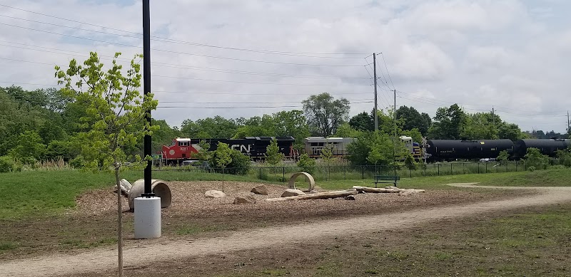 Leash free halton hills trafalgar sports plex dog park in Halton Hills, Ontario