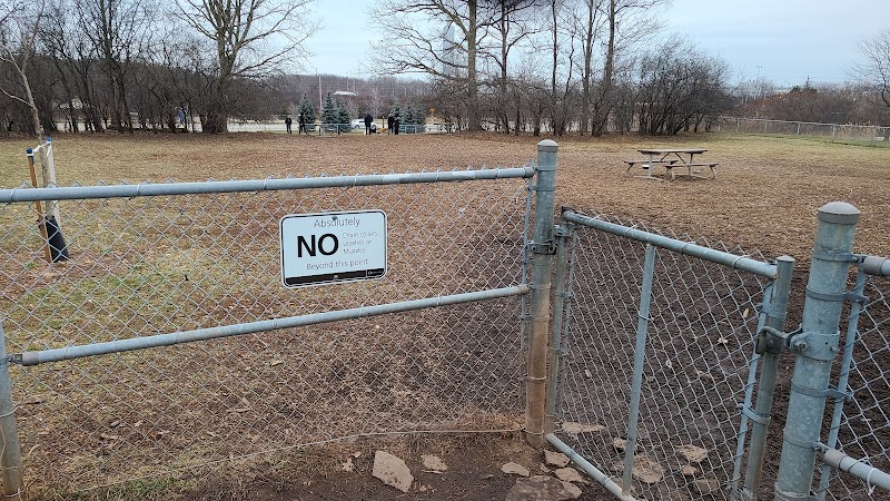 Dog Park dog park in Oakville, Ontario