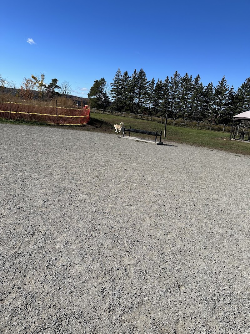 Leash-free Dog Park dog park in Milton, Ontario