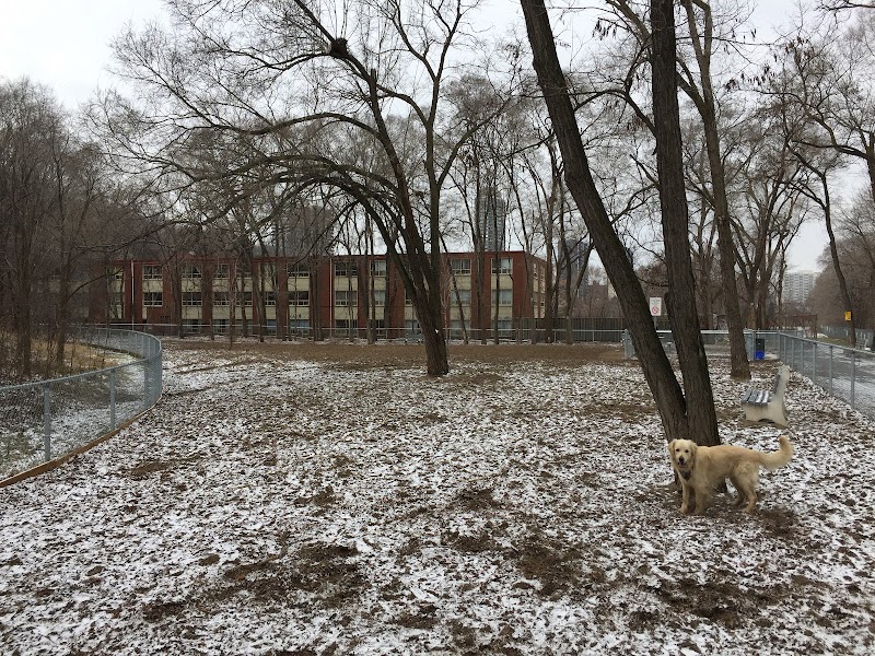 Rail Trail Dog Park dog park in Hamilton, Ontario
