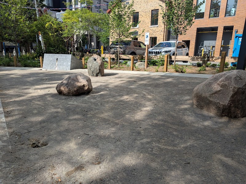 Barney's Fountain dog park in Toronto, Ontario